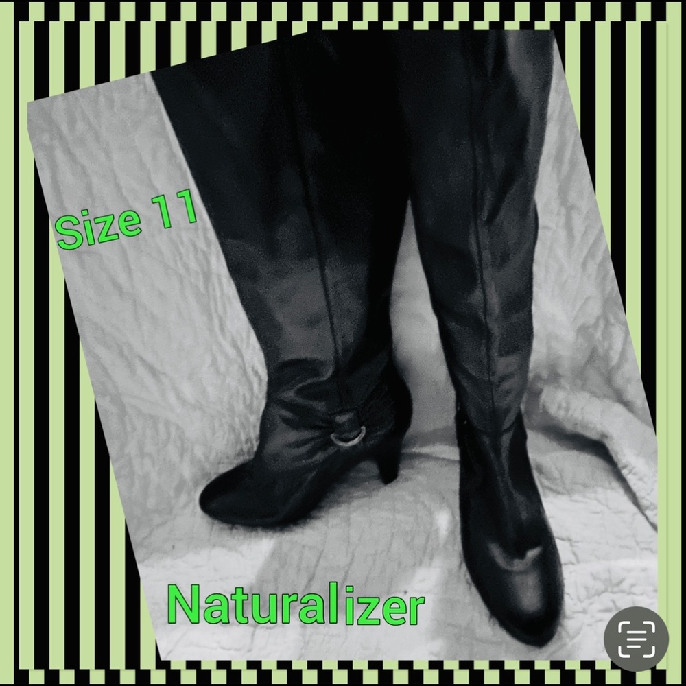 Naturalize stretch leather black boots